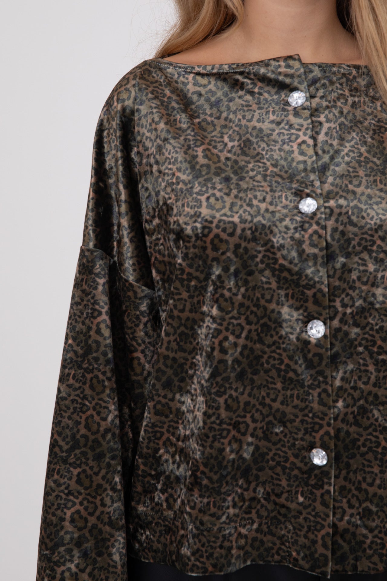 Leopard Green Japanese Velvet Shirt with Round Crystal Buttons POPA