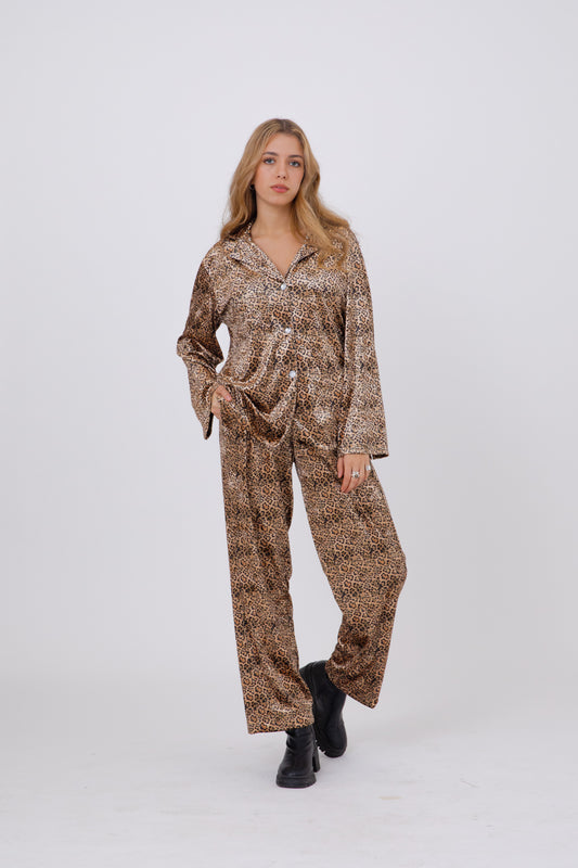 Leopard-Print Notch Collar Shirt in Premium Japanese Velvet- AVA