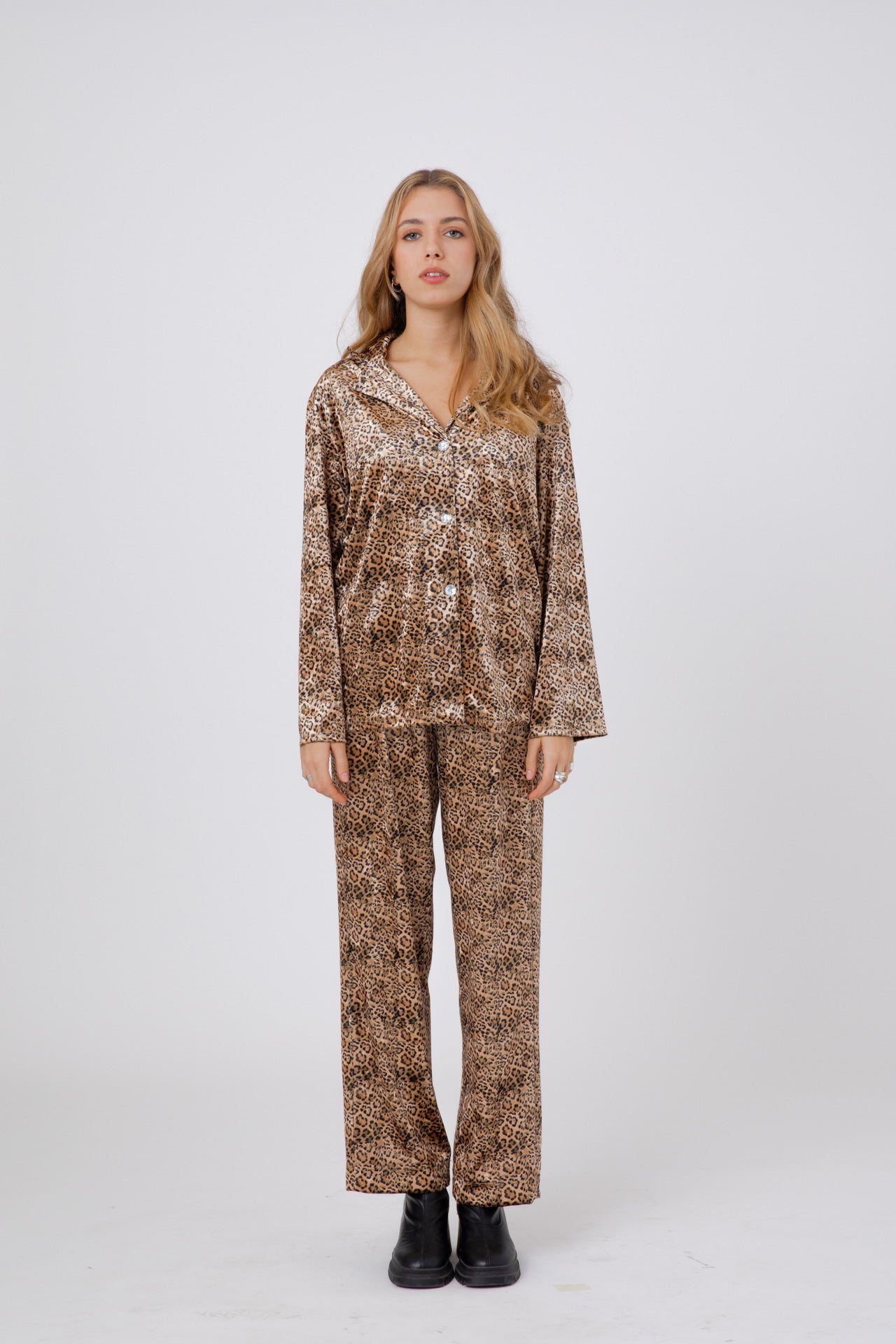 Leopard-Print Notch Collar Shirt in Premium Japanese Velvet- AVA