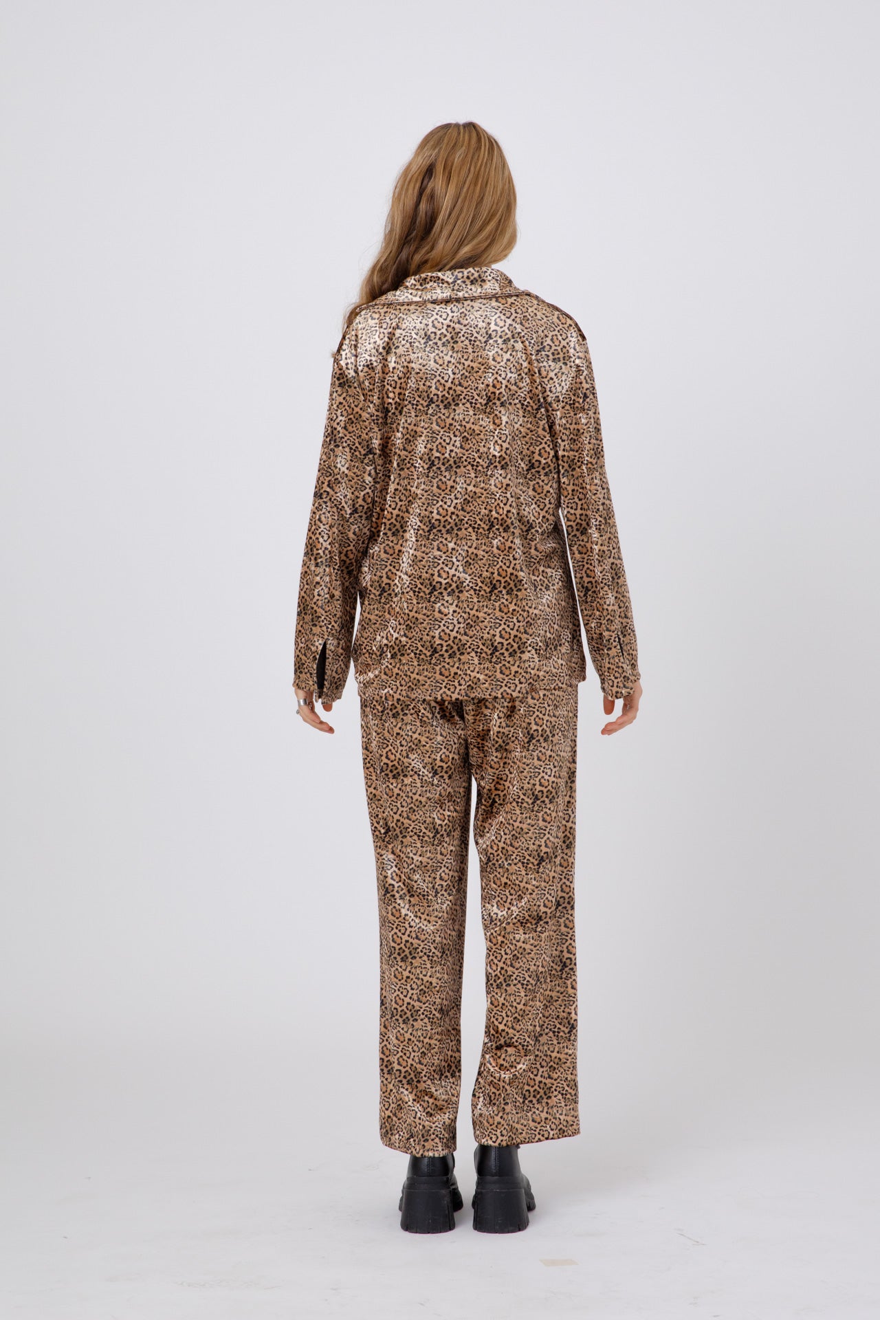 Leopard-Print Notch Collar Shirt in Premium Japanese Velvet- AVA