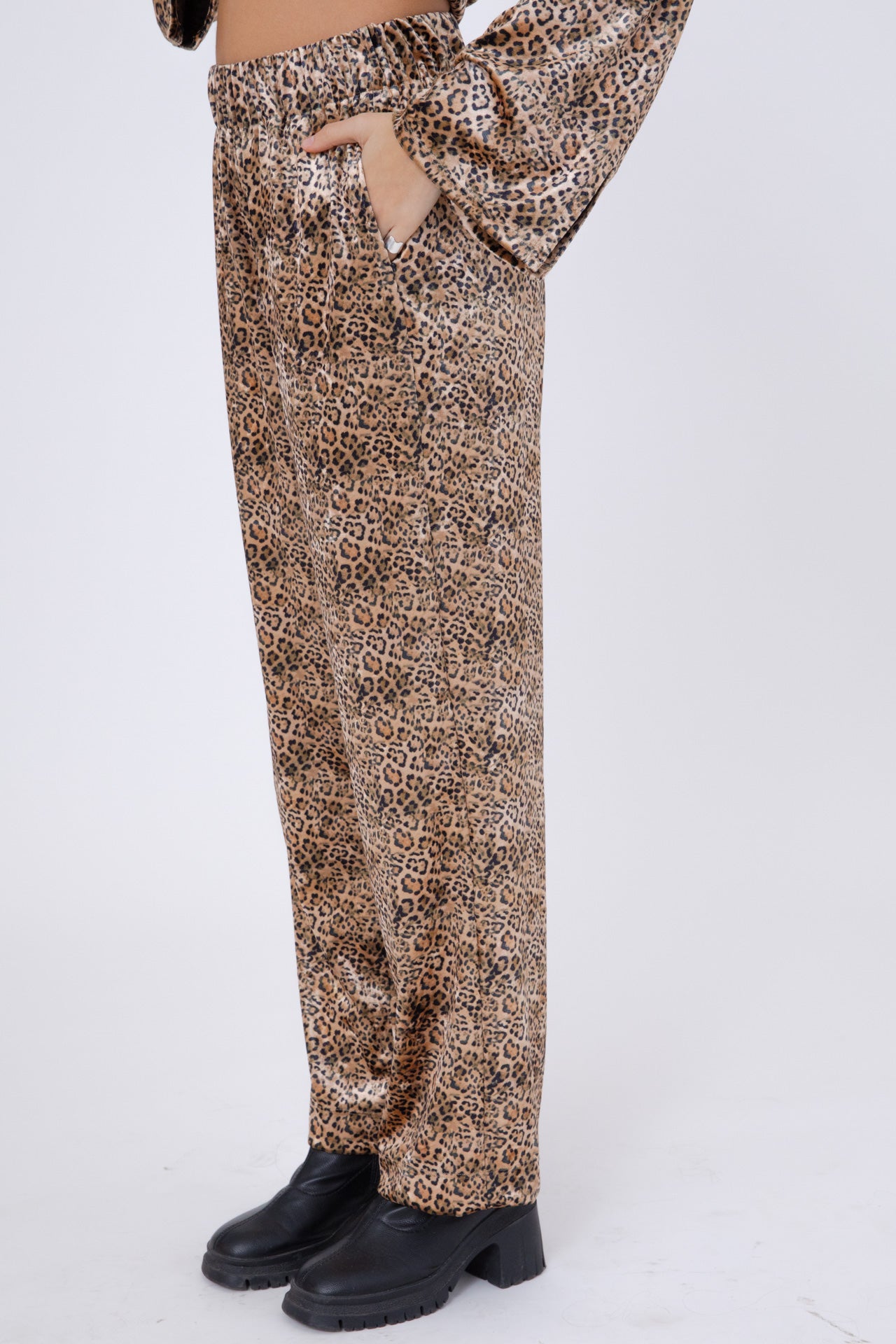 Soft Japanese Leopard straight pants- Ava
