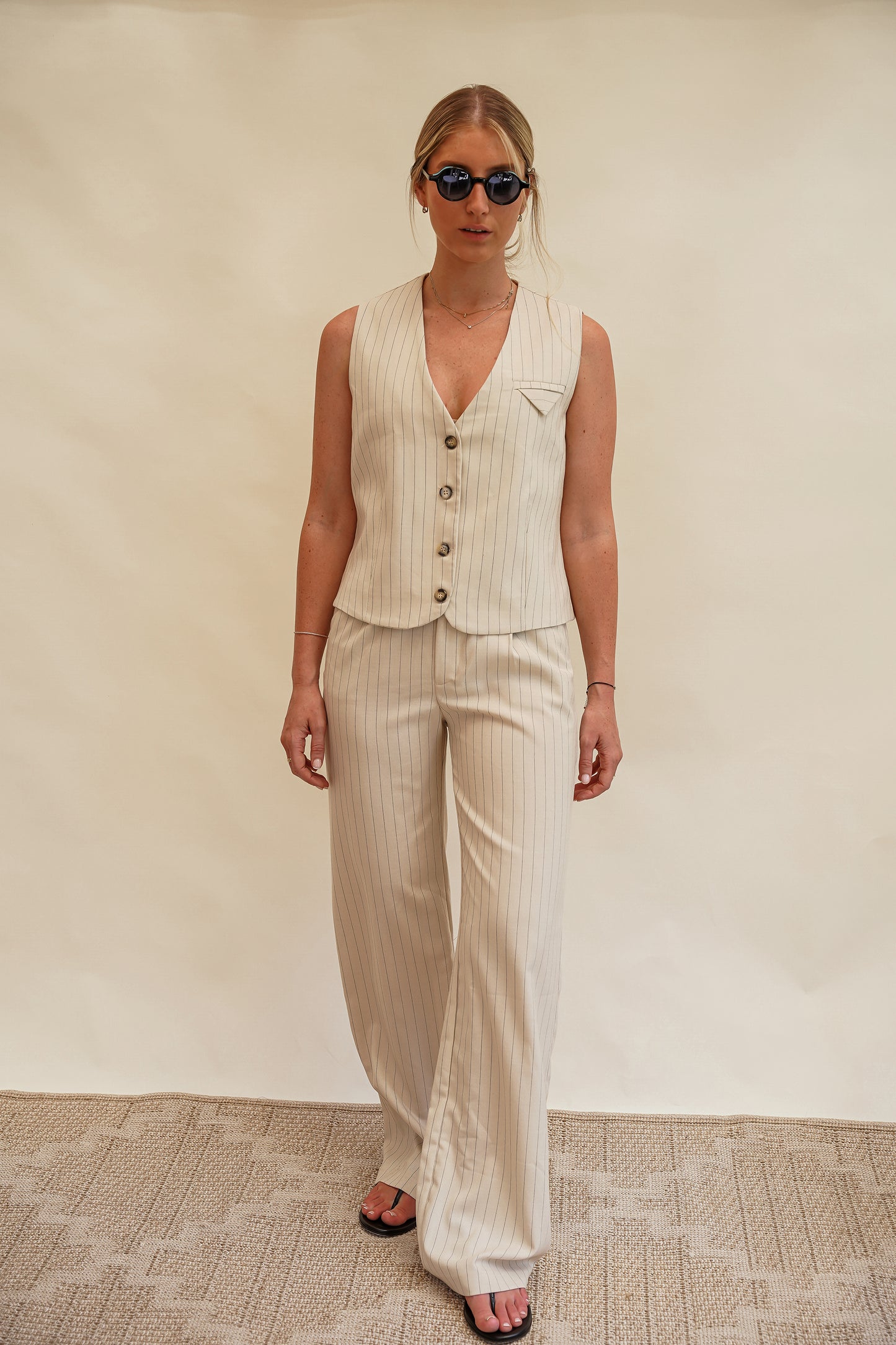 Poni Vest