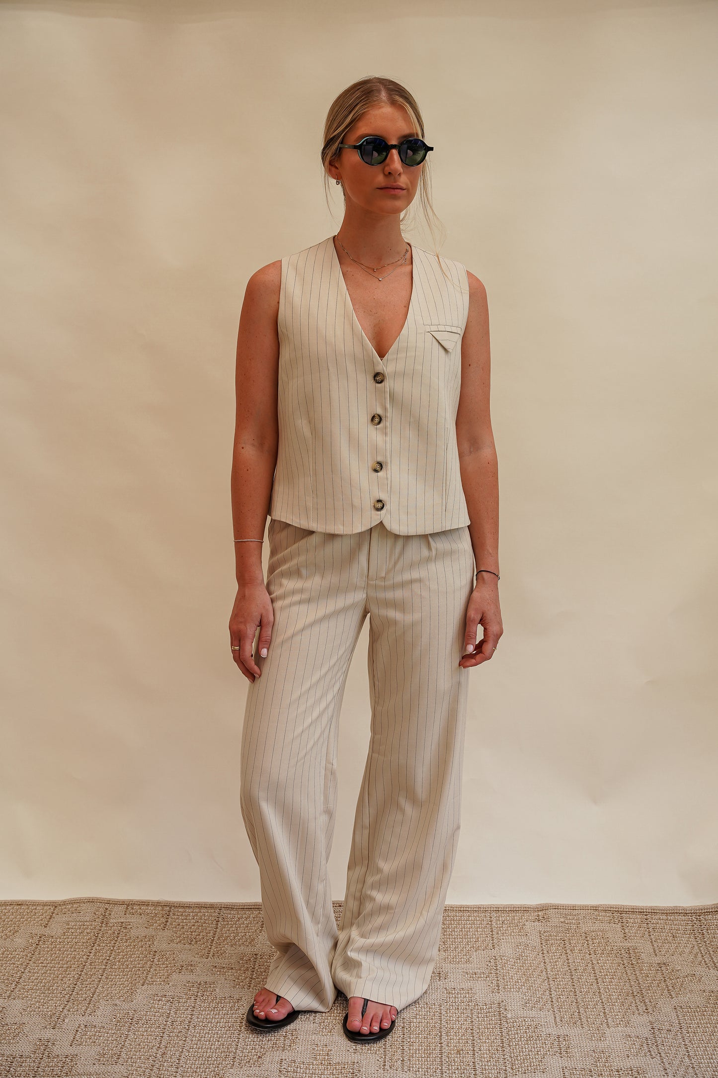 Poni Vest