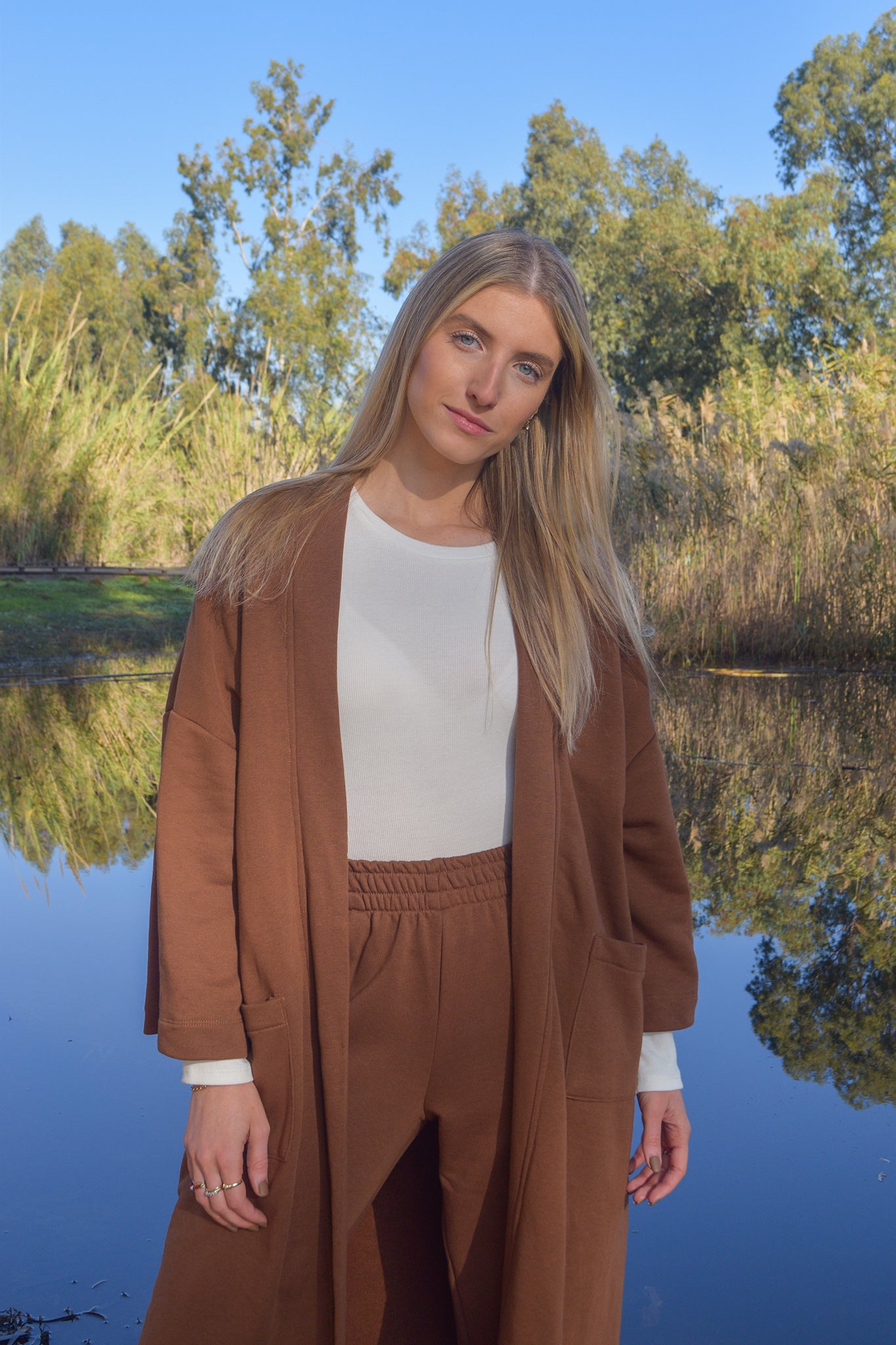 קימונו ארוך בצבע חום שוקולד בד פרנץ טרי רך.